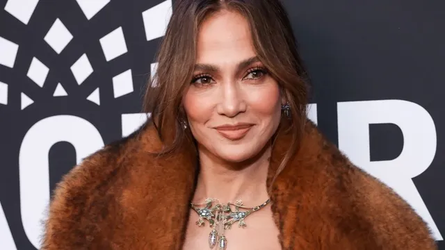 Jennifer Lopez reportedly dating Ted Lasso actor Brett Goldstein after meeting on Netflix film set