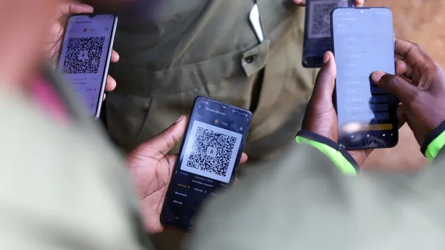 Bitcoin adoption in Kenya's slum offers hope and risks