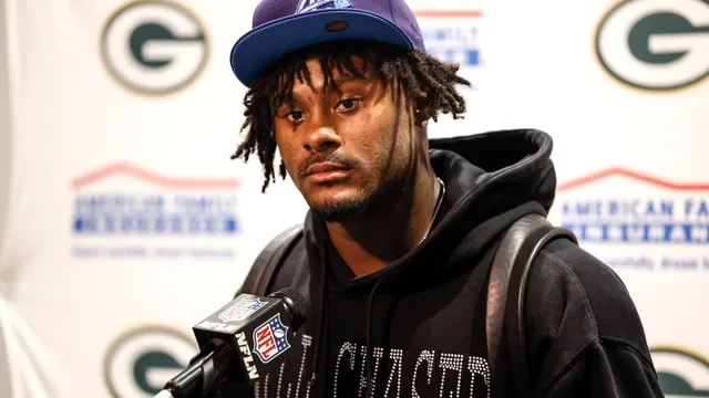 Dolphins coach urges Malik Willis to stay true to himself