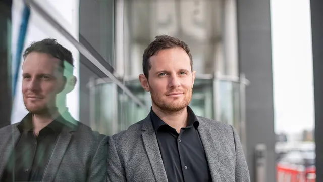 Foreign job seekers dominate Irish job market as interest peaks