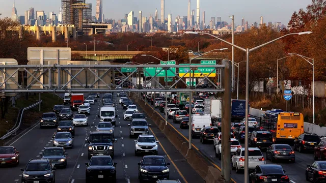 FAA lifts all flight restrictions as government shutdown ends