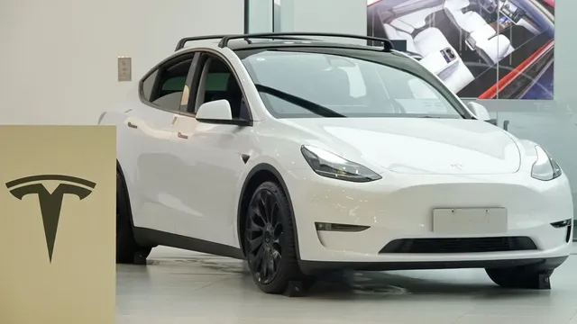 China mandates Tesla to enhance driver monitoring in over 2 million cars