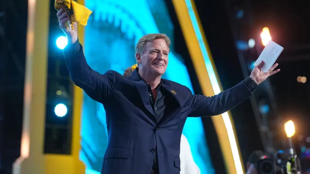 NFL prepares for possible lockout while seeking officiating improvements