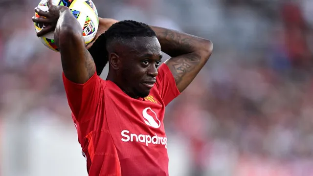 Aaron Wan-Bissaka Set for West Ham Move as Manchester United Eyes Replacement