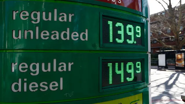 Oil prices surge as Middle East tensions escalate