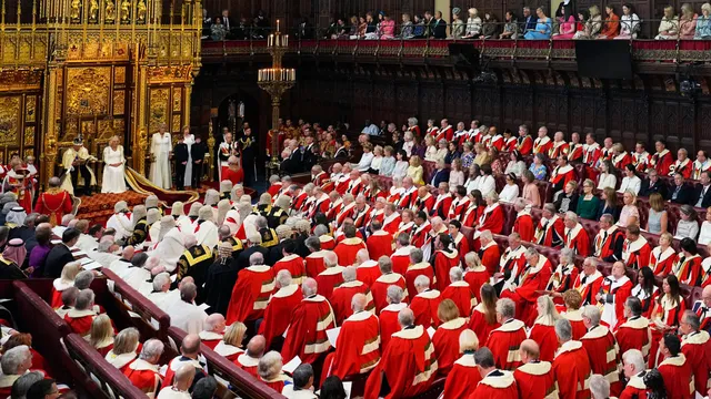 Britain removes hereditary aristocrats from Parliament after 700 years
