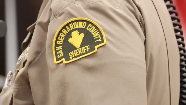 Deputies shoot knife-wielding man in Hesperia