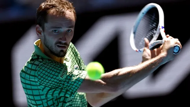 Daniil Medvedev fights back to win at the Australian Open