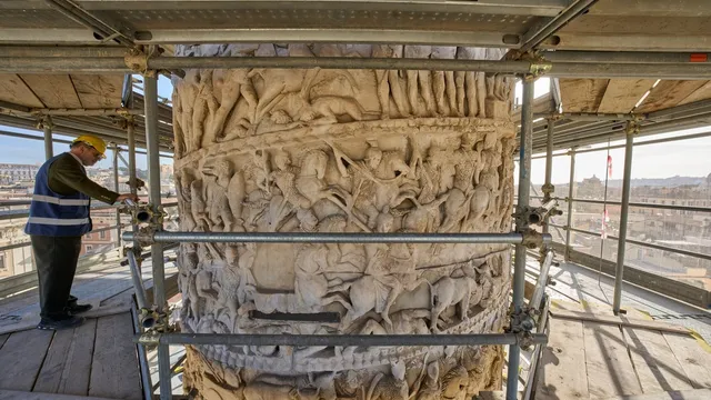 Lasers revolutionize restoration of iconic Roman column