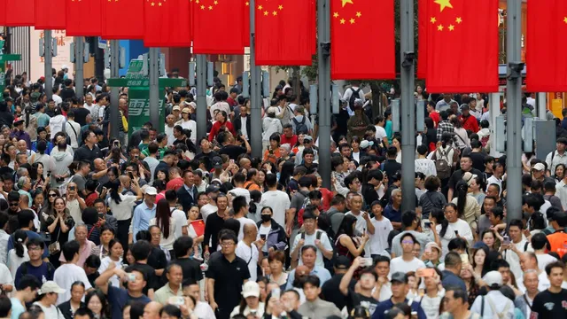 China's factory activity contracts in October as new export orders weaken