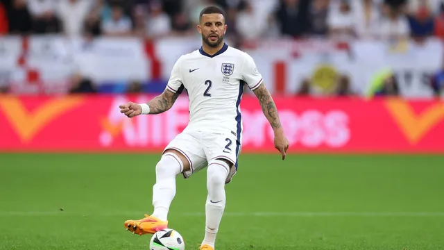 Kyle Walker reacts to England squad omission: it’s the right call