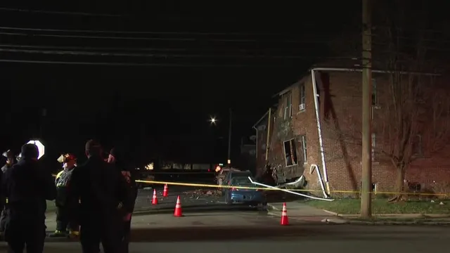 Explosion injures thirteen at Detroit apartment building