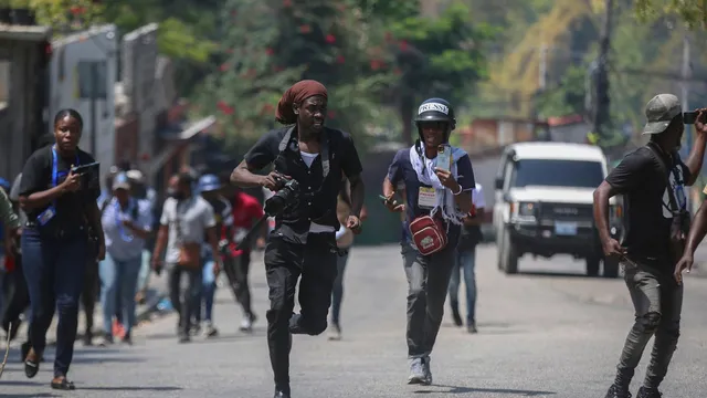 Journalists face unprecedented violence amid gang attacks in Haiti