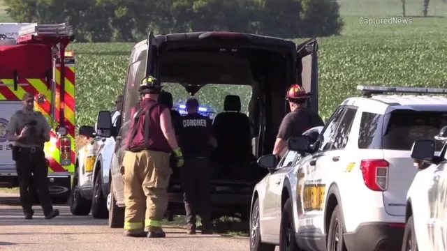 Two people die in small plane crash in Illinois cornfield