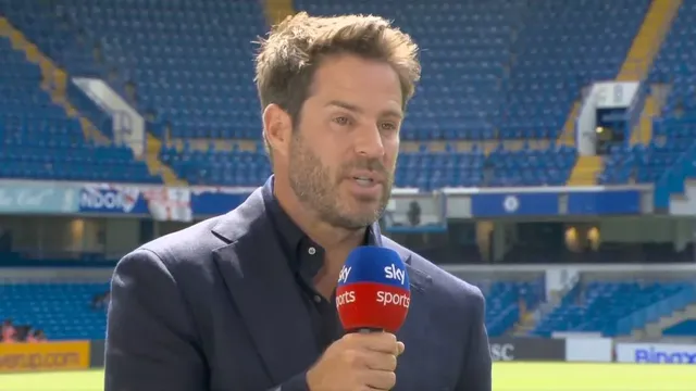 Jamie Redknapp criticizes ref for mistake in Crystal Palace match