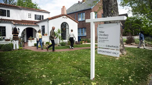 Buyers struggle as sellers dominate U.S. housing market