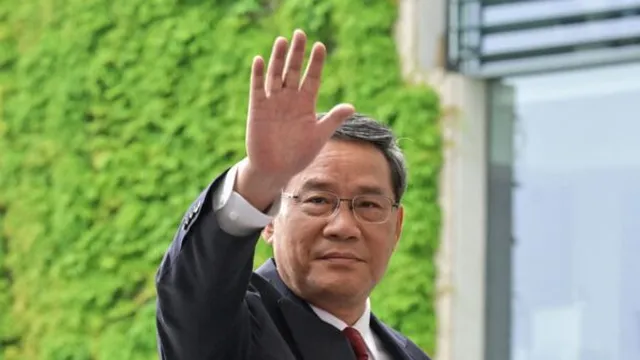 China's Premier Visits Russia Amid Ukraine Conflict