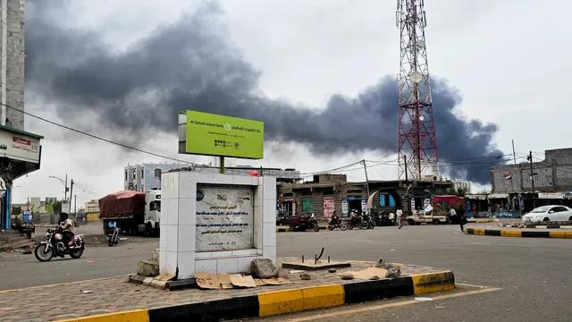 Houthis launch deadly missile and drone attacks on Yemen's al-Makha