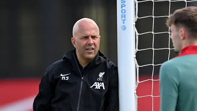 Arne Slot's Promising Start at Liverpool: Klopp's Confidence in the Dutch Coach