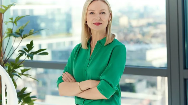 Cold email leads Anna Lundstrom to first job at LVMH