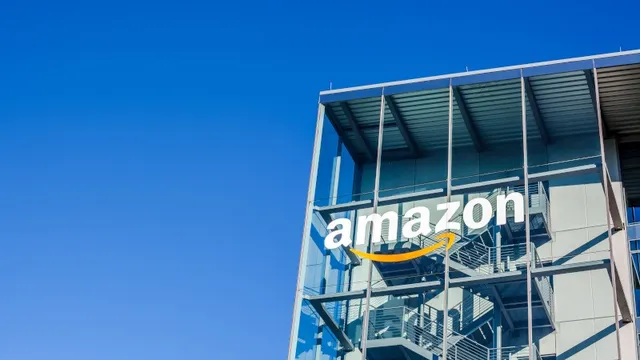 Amazon reaches $3 trillion market valuation for the first time