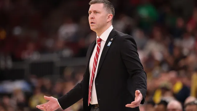 Michigan Wolverines take on Ohio State Buckeyes in decisive Big Ten Tournament showdown