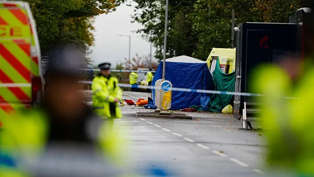 Yoni Finlay recounts survival from synagogue attack amid police gunfire