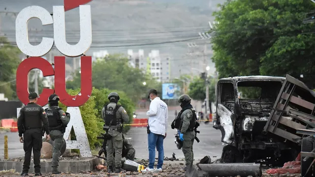 Car bombing injures 11 in Colombia days before presidential inauguration