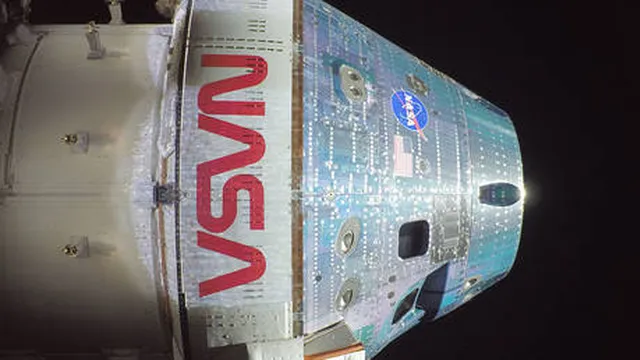 China aims for moon landing as astronauts reach Tiangong space station