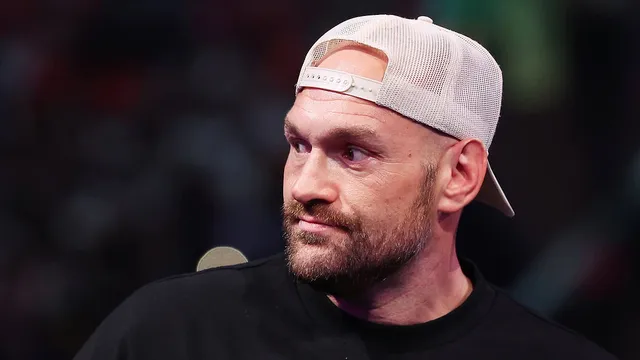 Tyson Fury prepares for heavyweight rematch with Usyk after Joshua's defeat