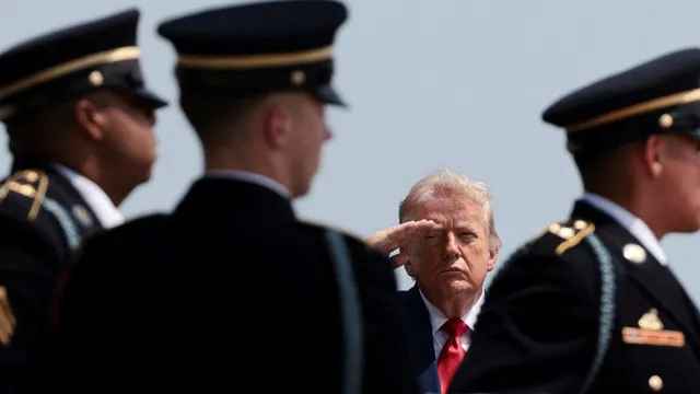 US halts strikes on Iran as weapons stocks dwindle