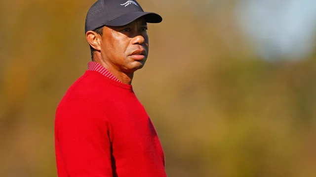 Tiger Woods leaves fans worried after rollover crash in Florida