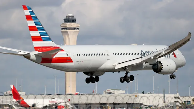 American Airlines flight diverted to Texas amid maintenance crisis