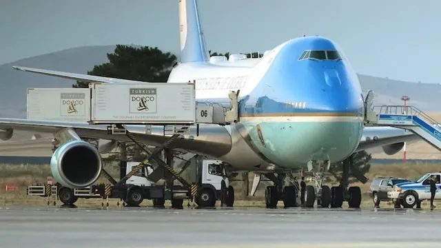 Trump secretly switches planes to evade Iranian assassination threat