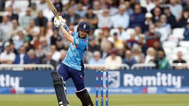 Duckett scores 95 as England posts 315 at Trent Bridge