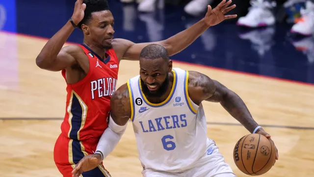 Chicago Bulls consider trading for Anthony Davis to boost defense