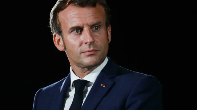 France pushes to ban social media for kids under 15
