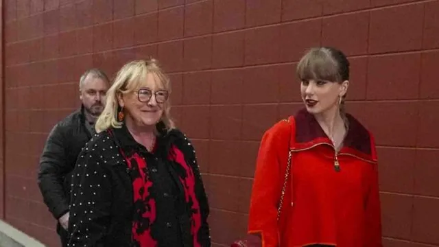 Taylor Swift shows support at Chiefs game against Raiders