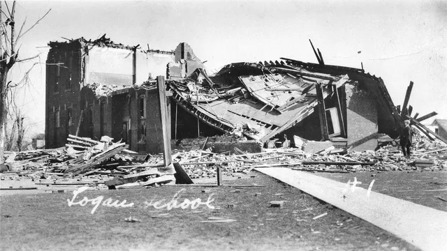 Deadliest tornado in US history kills nearly 700 people in March 1925
