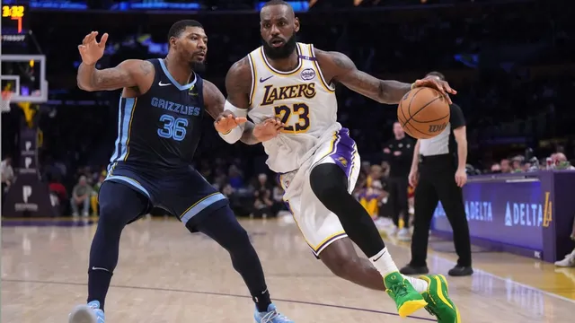 LeBron James claims he's feeling fine after missing games for his foot issue