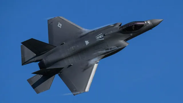 U.S. military plans significant increase in F-35 fighter jet purchases