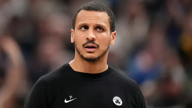 Joe Mazzulla expresses frustration over officiating after narrow Celtics loss