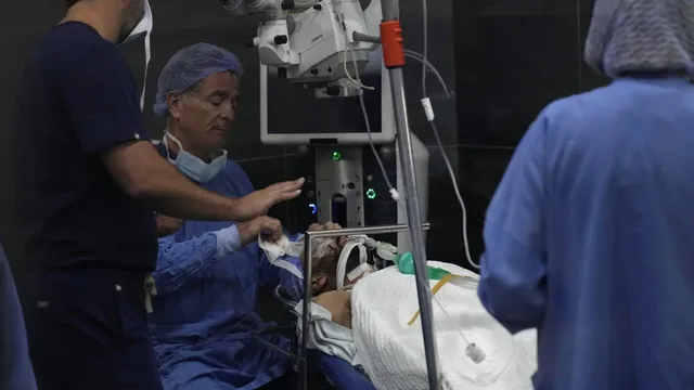 Lebanon"s doctor battles surge of eye injuries from tech explosions