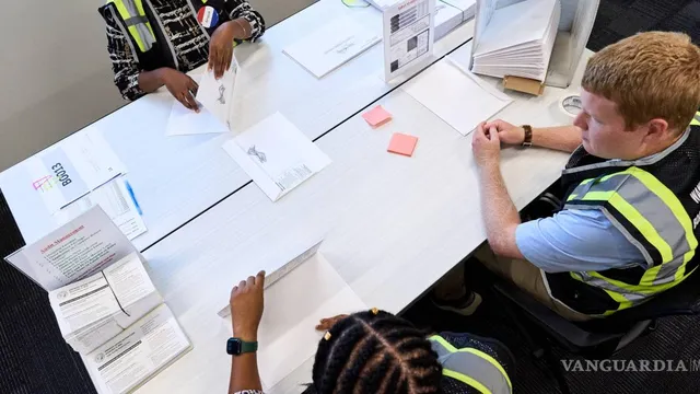 Trump government seeks Supreme Court approval for mail voting restrictions