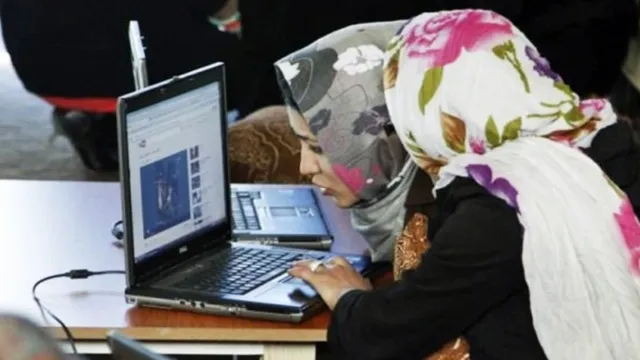 Internet blackout devastates employment for women in Iran