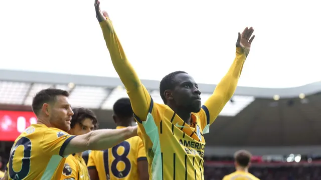 Brighton secures narrow victory over Sunderland with Yankuba Minteh's goal
