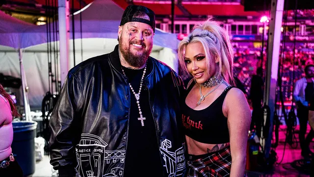 Bunnie Xo defends Jelly Roll against viral booger-eating rumors