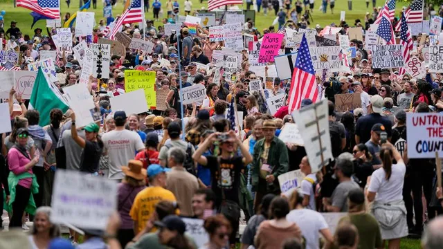 Teenager faces federal charges for brandishing firearm at Nashville protest