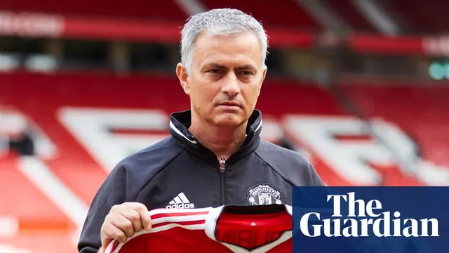 Jose Mourinho reveals he almost replaced Sir Alex Ferguson at Manchester United