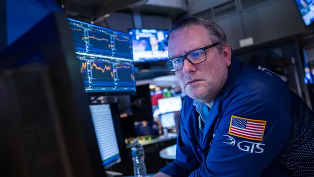 Analysts Stay Optimistic on Apple After Buffett's Sale